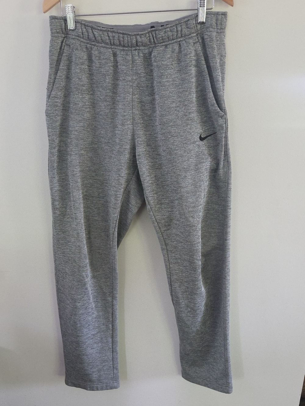Nike Gray Men's Therma-Fit Athletic Joggers